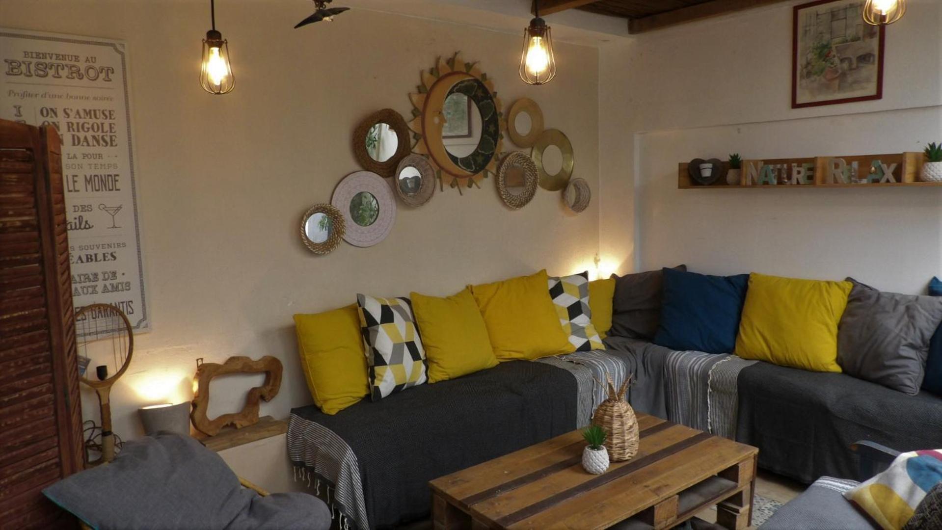 Le Petit Patio Bed and Breakfast Aigues-Mortes Εξωτερικό φωτογραφία
