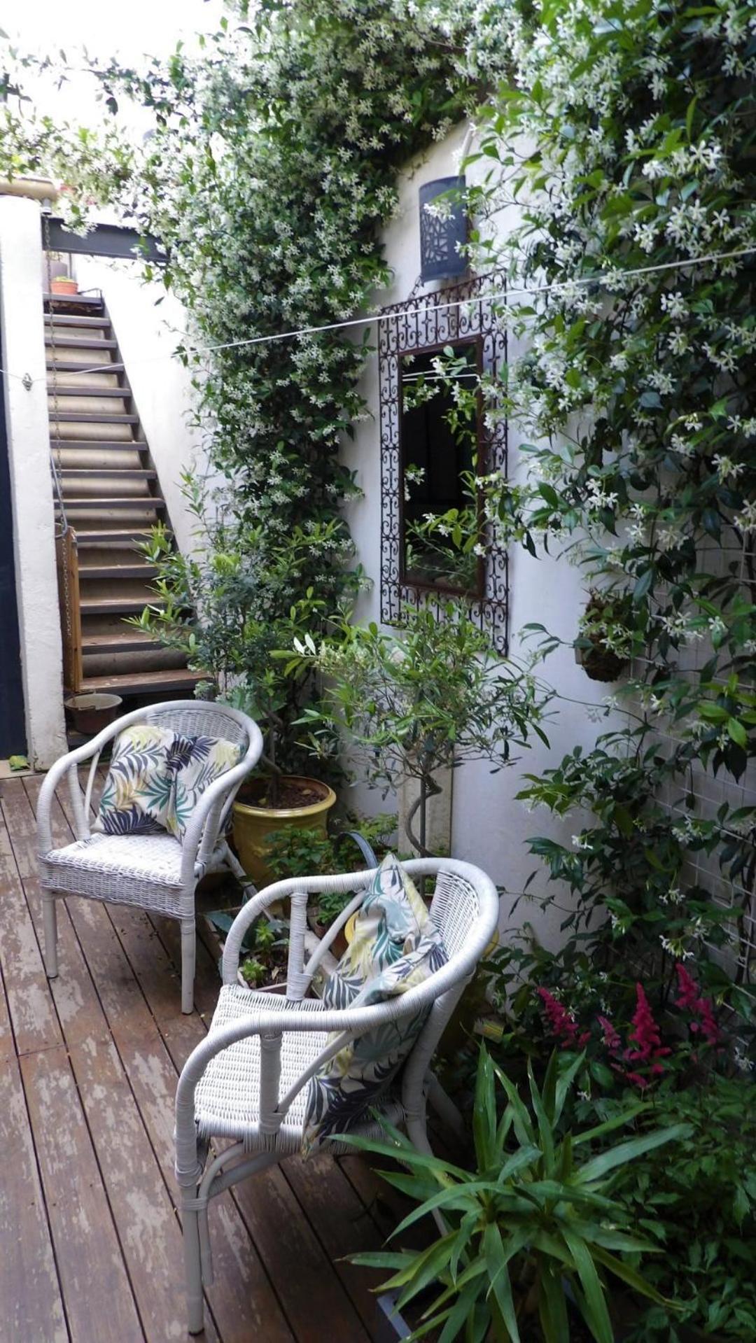 Le Petit Patio Bed and Breakfast Aigues-Mortes Εξωτερικό φωτογραφία