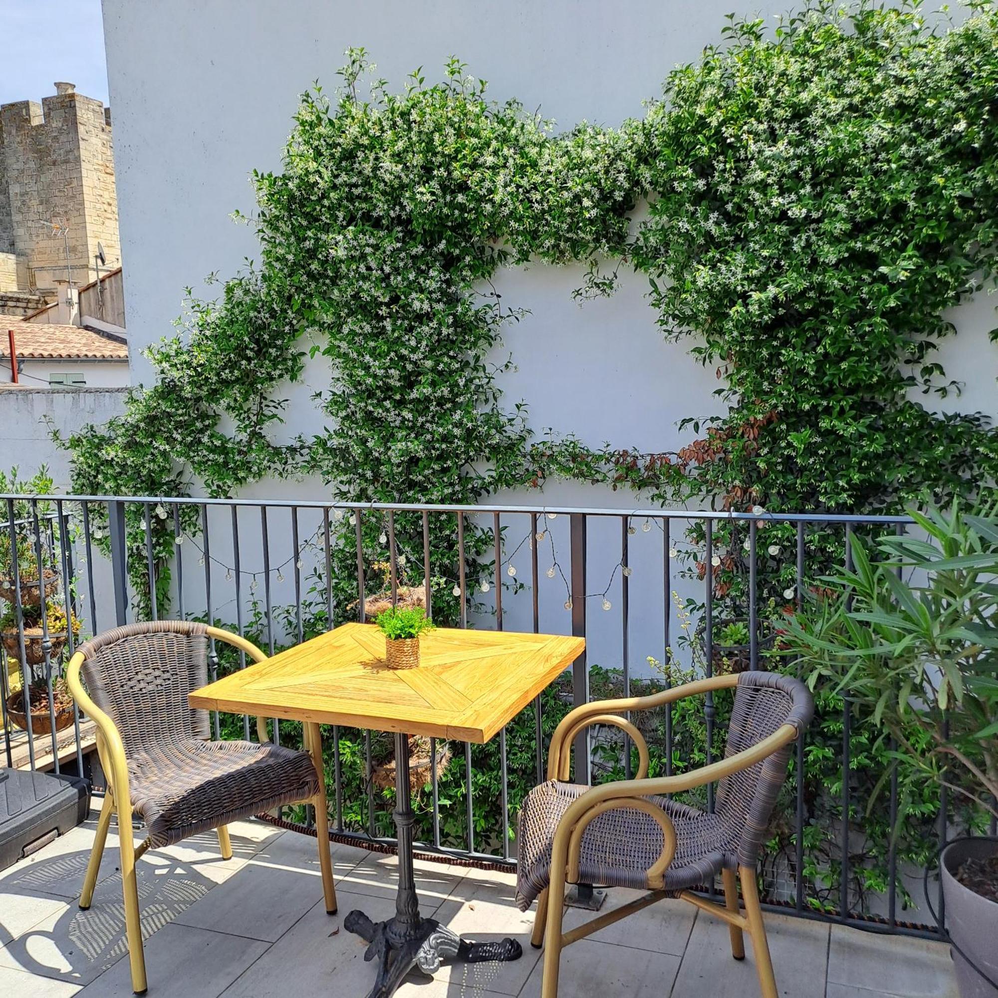 Le Petit Patio Bed and Breakfast Aigues-Mortes Εξωτερικό φωτογραφία